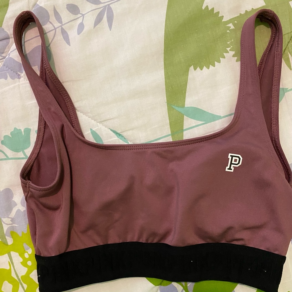 Vs pink sports bra